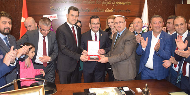 Başkan Kanar göreve başladı Başkan Kanar göreve başladı