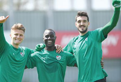 Timsah’ın keyfi yerinde