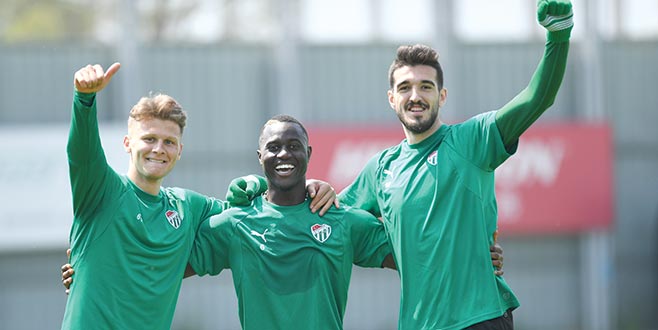 Timsah’ın keyfi yerinde