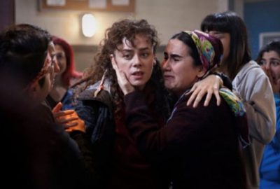 Avlu final mı yapıyor?