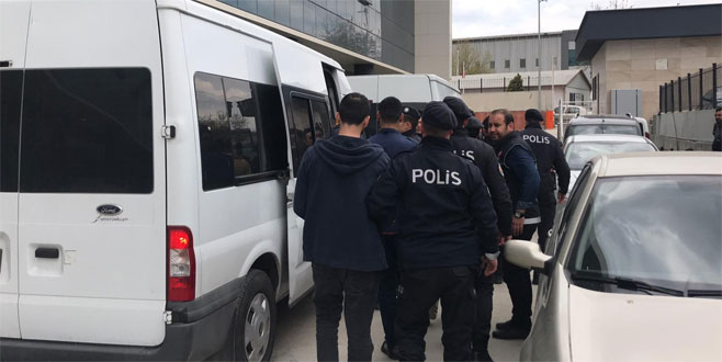 Bursa polisi göz açtırmıyor! Tek tek yakalandılar…