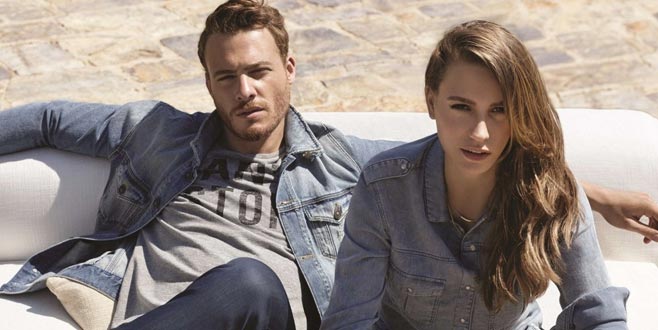 Sevgilisine övgüler yağdırdı