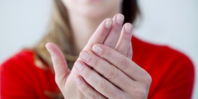 Tırnaktaki o çizgilere dikkat!