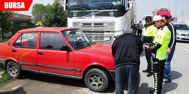 Korna çalarak uyardılar! Metrelerce sürükledi… Korna çalarak uyardılar! Metrelerce sürükledi…