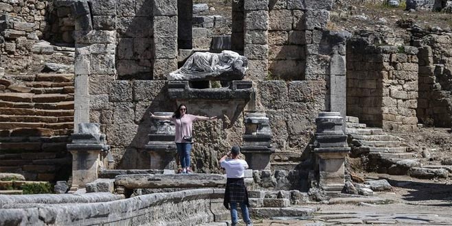 500 bin yıl öncesine dayanan uygarlığın izleri turizmin hizmetinde 500 bin yıl öncesine dayanan uygarlığın izleri turizmin hizmetinde