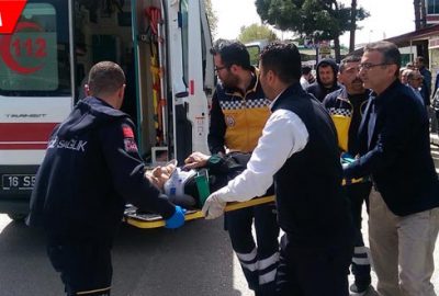 Yolun karşısına geçerken otomobil çarptı