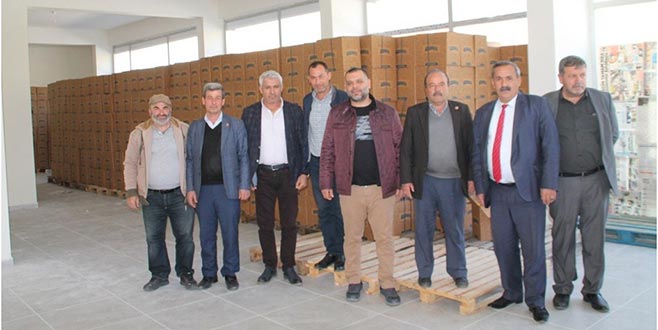 Rekortmenden erzak yardımı