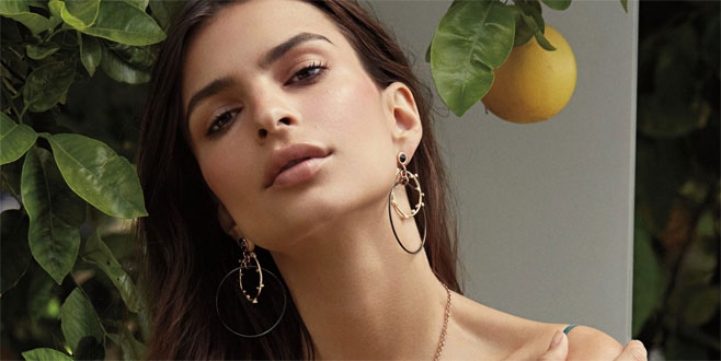 Yeşil mayosuyla görenleri şaşı etti!