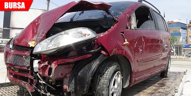 Üst geçit yerine ana yolu kullandı! Canından oluyordu