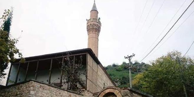 Cami var imam yok