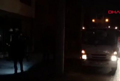 Trafo yandı, mahalle karanlığa gömüldü