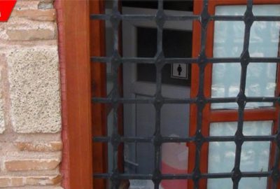 700 yıllık medreseye yapılan tuvalet mahkeme yolunda!