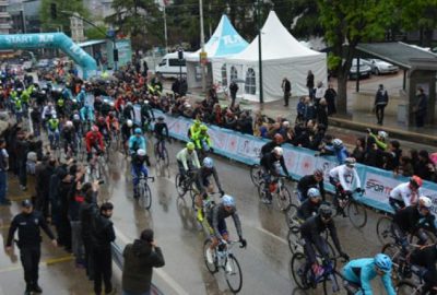 Cumhurbaşkanlığı Bisiklet Turu Bursa-Kartepe ayağı start aldı