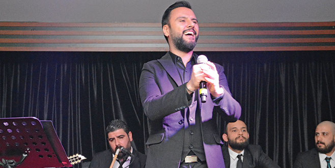 Seslerini güzel sanıyorlar