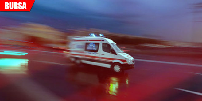 Yağmurdan kaçarken minibüs çarptı