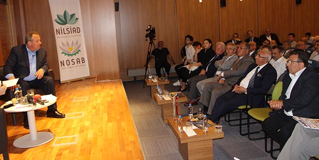 Ünlü işadamı gençlere ‘mühendislik’ önerdi Ünlü işadamı gençlere ‘mühendislik’ önerdi