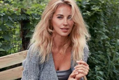 Bacak dekolteli paylaşımı büyüledi