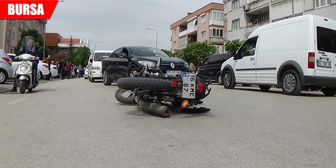 Kafa kafaya çarpıştılar: 1 yaralı