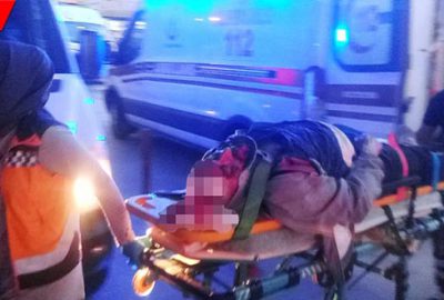 Otomobille çarpışan bisiklet sürücüsü ağır yaralandı