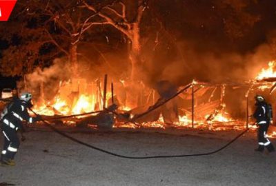 Gece yarısı alev alev yandı