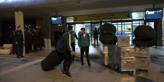 Otobüs değiştirdiler