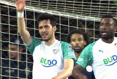 Umut Nayir’den alkışlanacak hareket