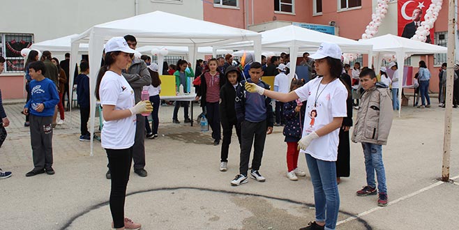 TÜBİTAK’la önce öğrendi sonra da öğretti