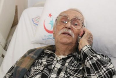 Usta oyuncudan üzen haber! Komşusu yardımına koştu