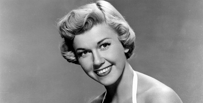 Sinemanın efsane yıldızı hayatını kaybetti