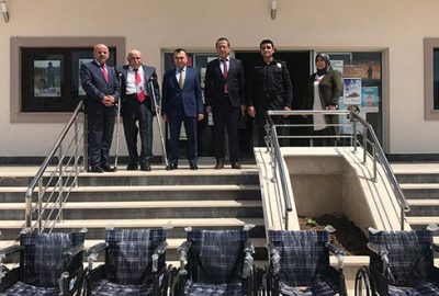 Engelli hayırsever engellilere umut oldu