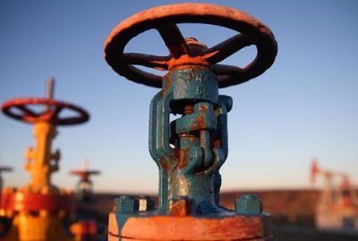 Petrol devlerinin karı azaldı