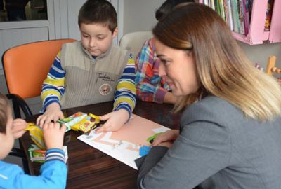 Özel öğrencileri ziyaret etti