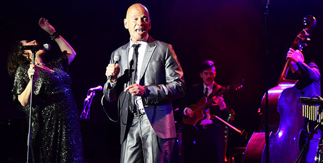 Bursa’da Pink Martini konseri Bursa’da Pink Martini konseri