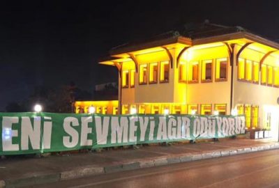 Bursasporlu taraftarlardan oyunculara mesaj