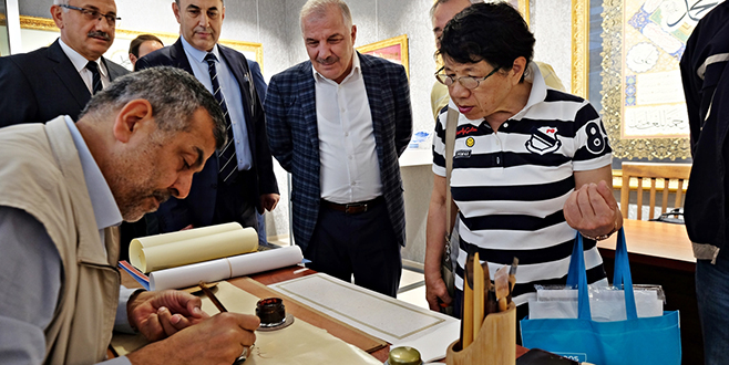 Japon yazı sanatları BUSMEK’te buluştu Japon yazı sanatları BUSMEK’te buluştu