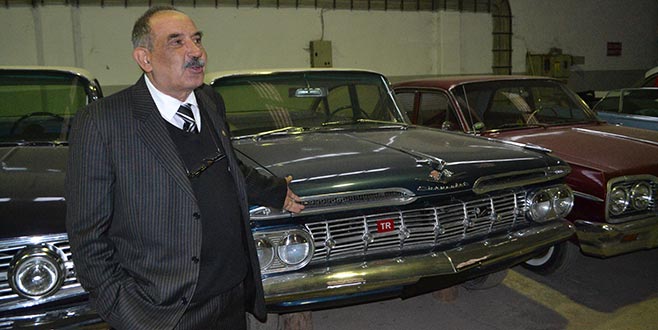 İş adamı 6 klasik aracını satışa çıkardı
