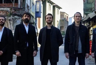 Ünlü isim veda mı ediyor? Bir ayrılık haberi daha!