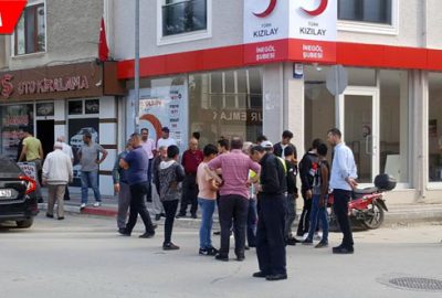 Otomobille motosiklet çarpıştı: 1 yaralı