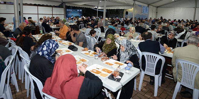 BTSO’dan 15 günde 30 bin kişiyle iftar