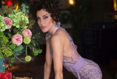 Annesini kaybetmişti! Cesur pozlarıyla tepki çekti