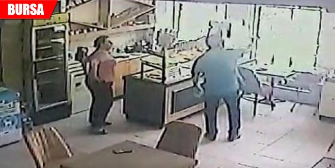 Baklavacıdaki tırnakçı kamerada Baklavacıdaki tırnakçı kamerada