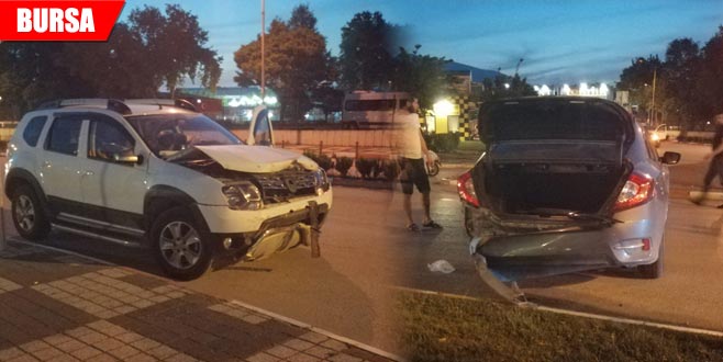 İki otomobil çarpıştı: 1 yaralı