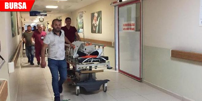 Çatıdan düşen inşaat işçisi ağır yaralandı