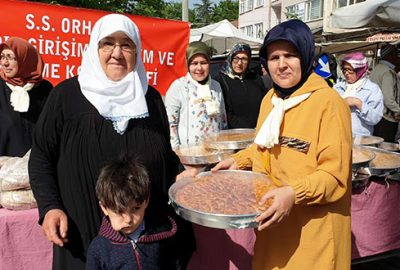 Yöresel gıdalar kapış kapış satıldı