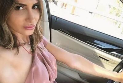 Yaz sezonunu bikinili pozuyla açtı!