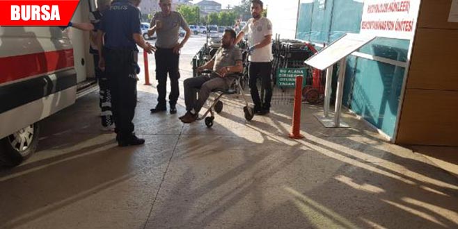 Trafikte tartıştı! Ayağından vuruldu