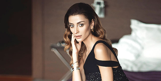 Özge’nin oyunculuk şartı