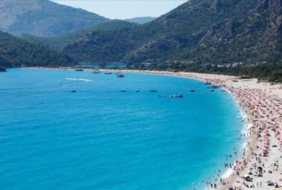 Turizm merkezlerinde bayram bereketi