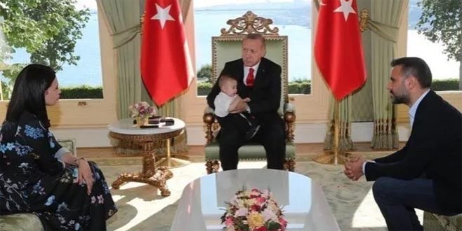 Ünlü çift Cumhurbaşkanı Erdoğan’a ziyarete gitti! ‘O kadar özel ve güzel…’