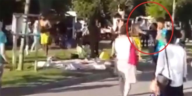 Ünlü oyuncunun eşi ve kızı saldırıya uğradı